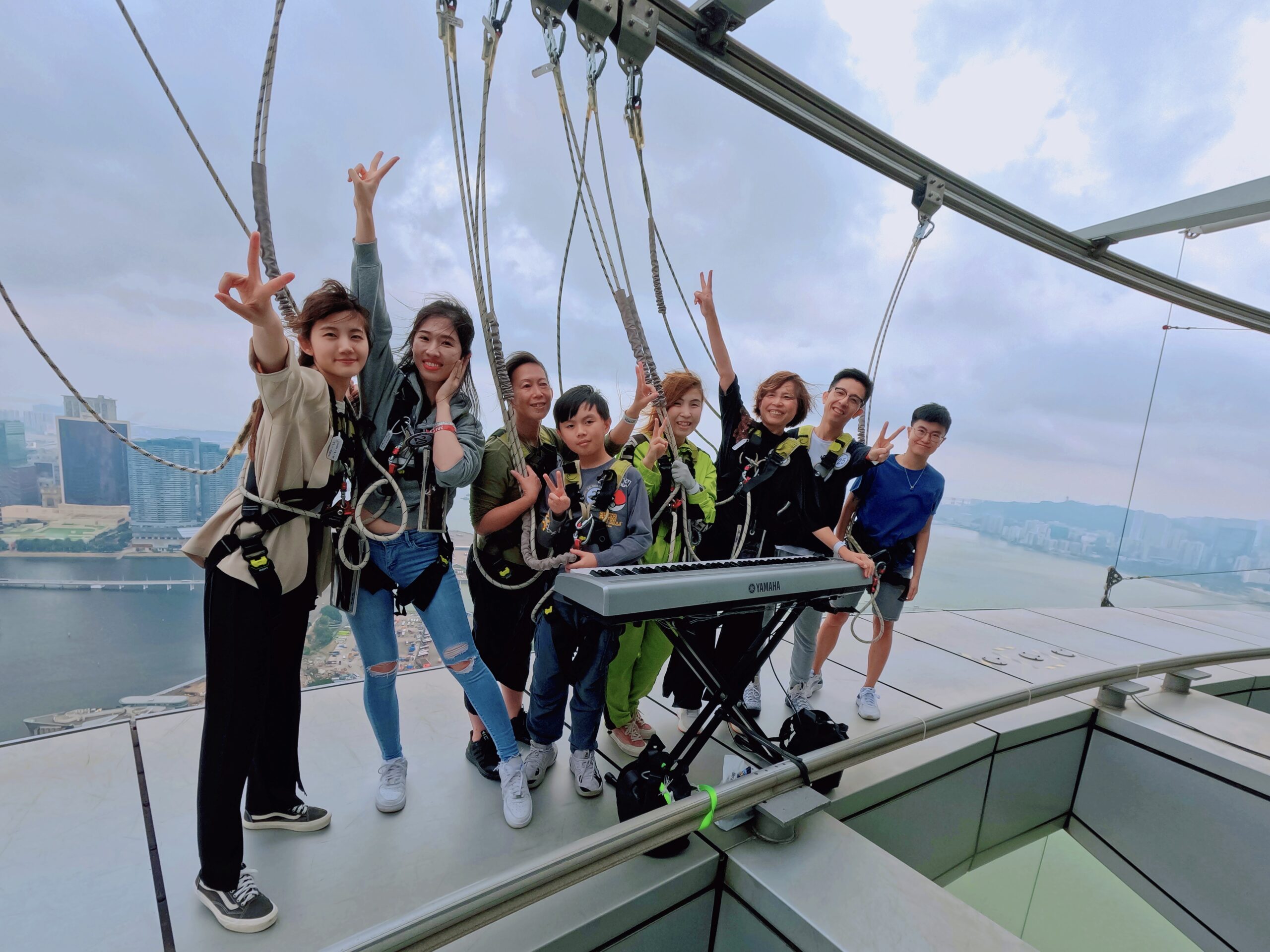 Macau Tower Musical Fiesta Celebrating the 25th Anniversary of Macau’s Return to the Motherland: Composing the City’s First Piano Performance in the Sky